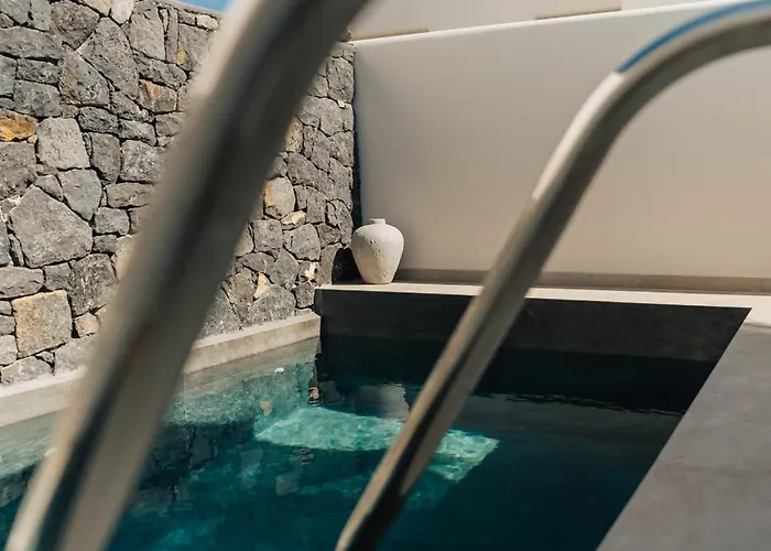 Ertha With Private Pools *