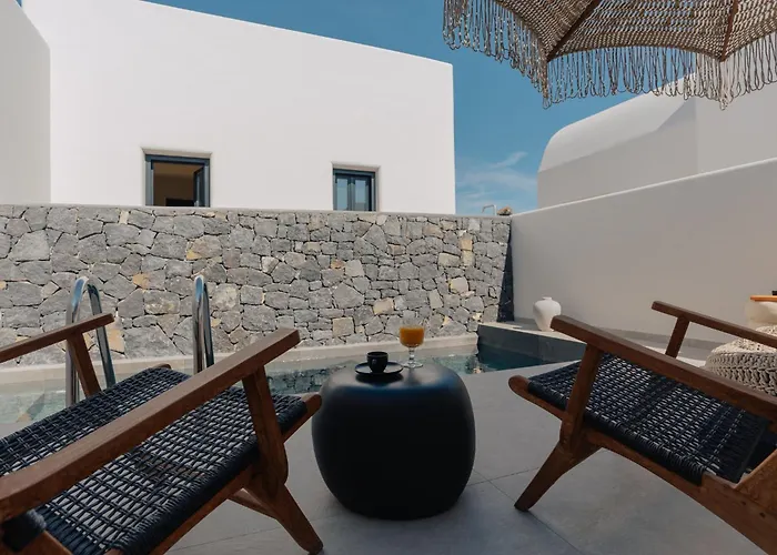 Ertha With Private Pools Βόθον