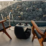 Ertha With Private Pools فيلة