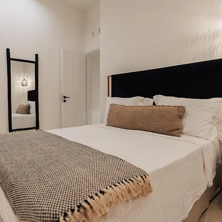 Villa Ertha With Private Pools Vóthon