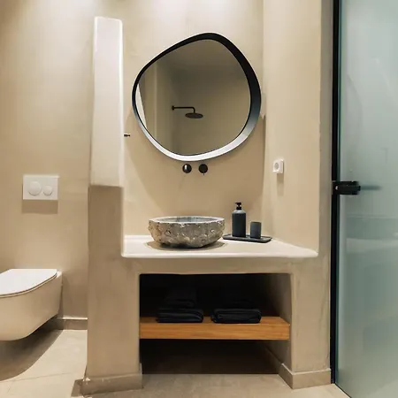 Ertha With Private Pools *