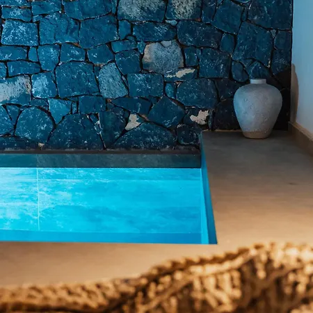 别墅 Ertha With Private Pools *