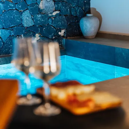 别墅 Ertha With Private Pools *