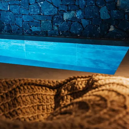 빌라 Ertha With Private Pools Vóthon