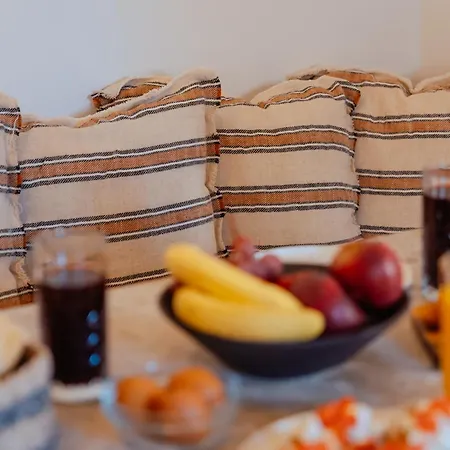 Ertha With Private Pools 别墅 Vóthon