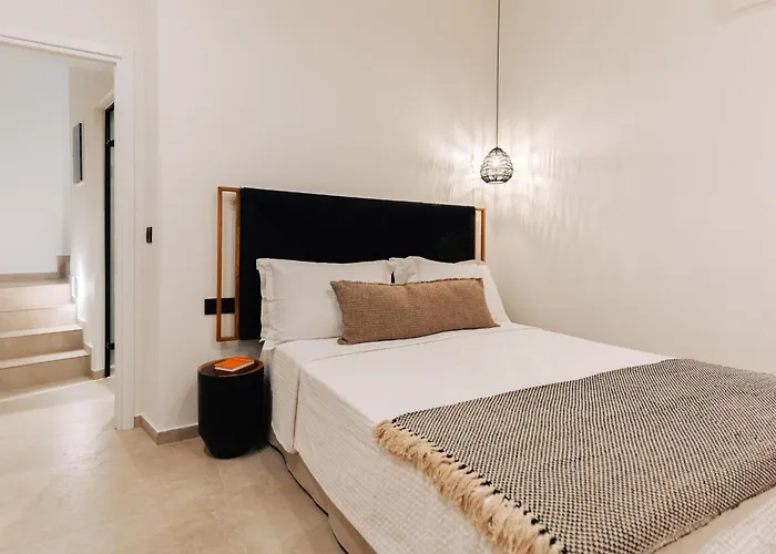 Ertha With Private Pools * Vóthon