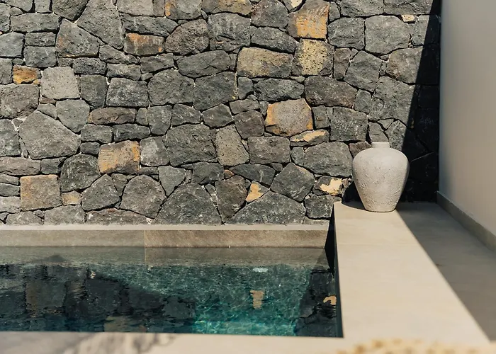 Ertha With Private Pools Villa