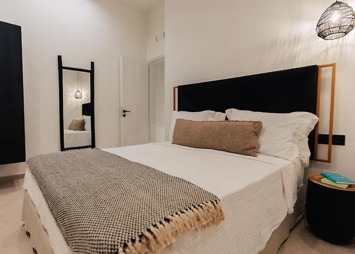 Villa Ertha With Private Pools Vóthon