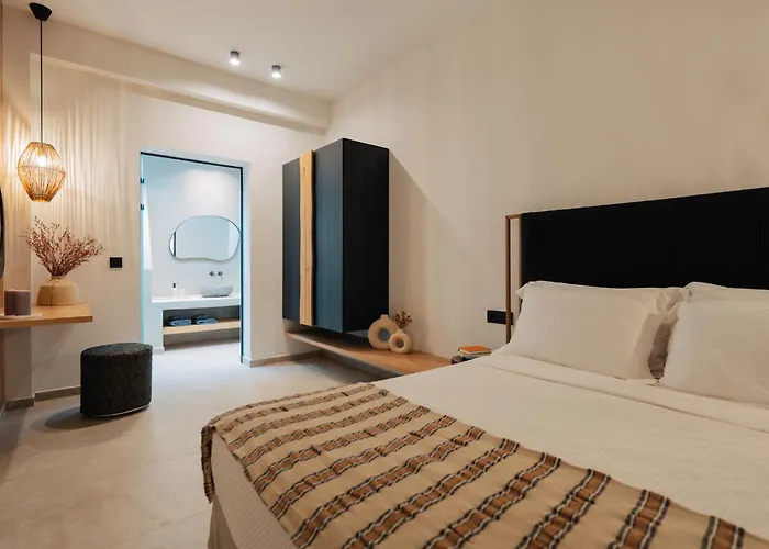 Ertha With Private Pools Vóthon